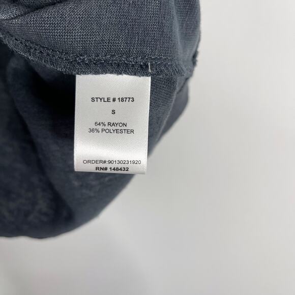 Talulah Small S Charcoal Gray Short Sleeve Crew Neck Tee Madi Nelson Essential - Picture 6 of 7